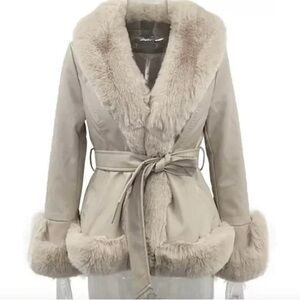 Chic Beige Faux Fur Women's Teddy Jacket